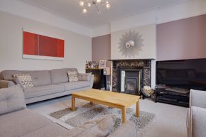 Lounge- click for photo gallery